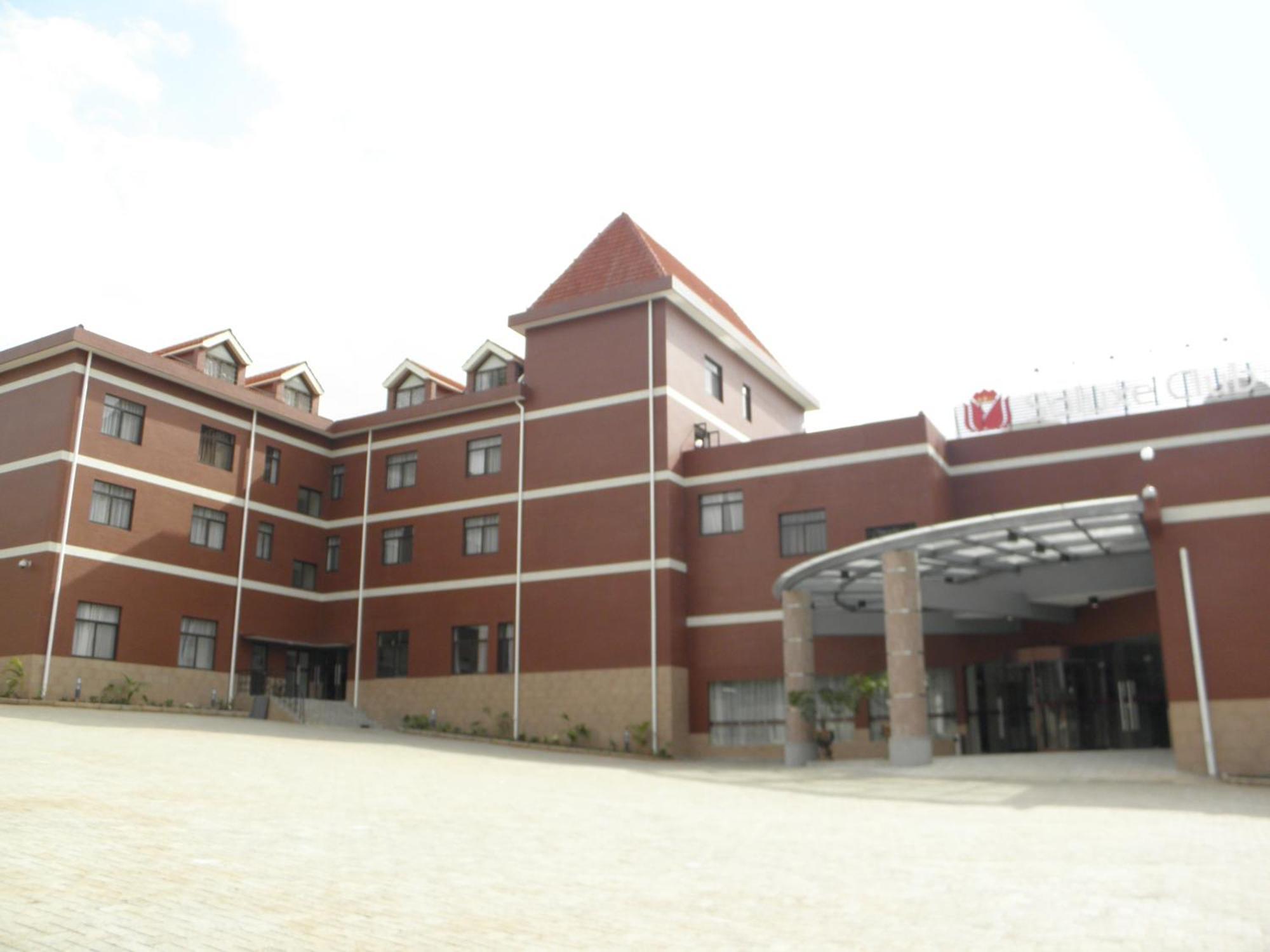Soluxe Club International Hotel Nairobi Dış mekan fotoğraf