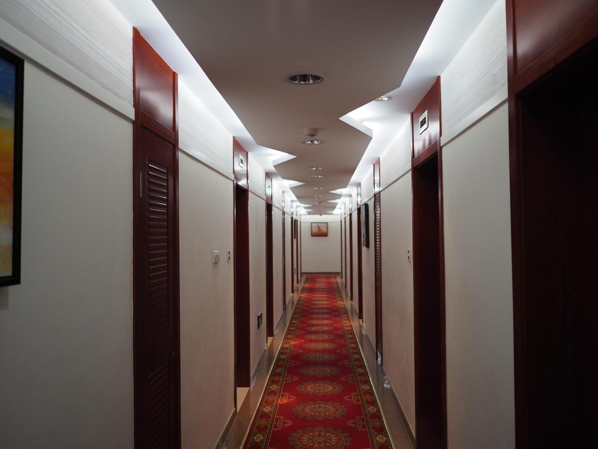 Soluxe Club International Hotel Nairobi Dış mekan fotoğraf