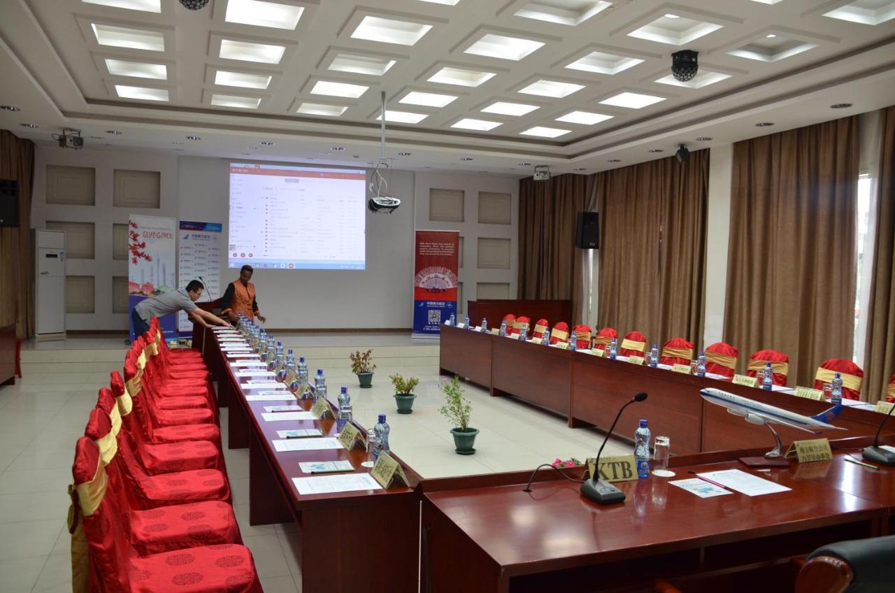 Soluxe Club International Hotel Nairobi Dış mekan fotoğraf